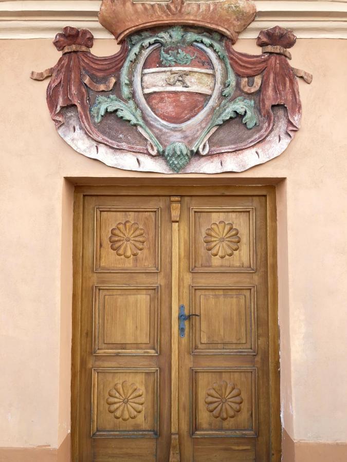 Althansky Hostinec زنويمو المظهر الخارجي الصورة